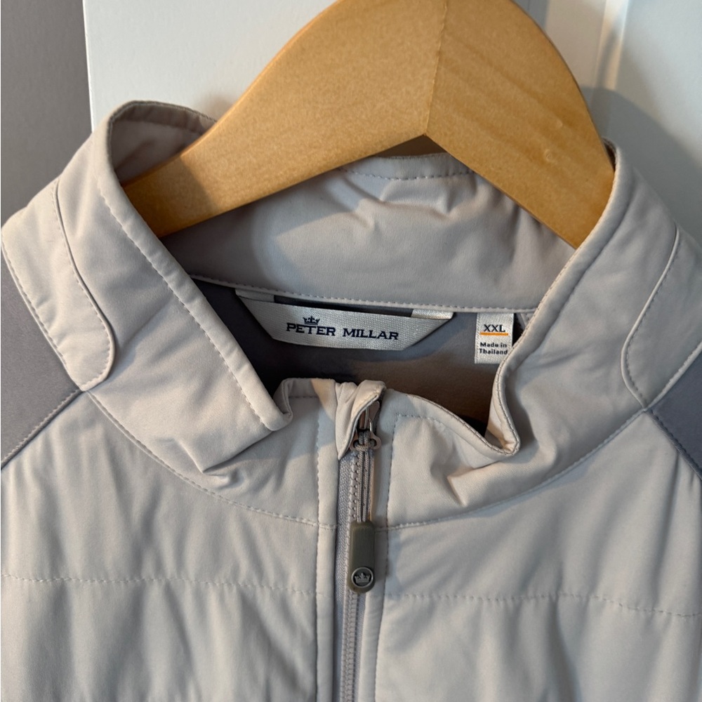 Full zip almost new